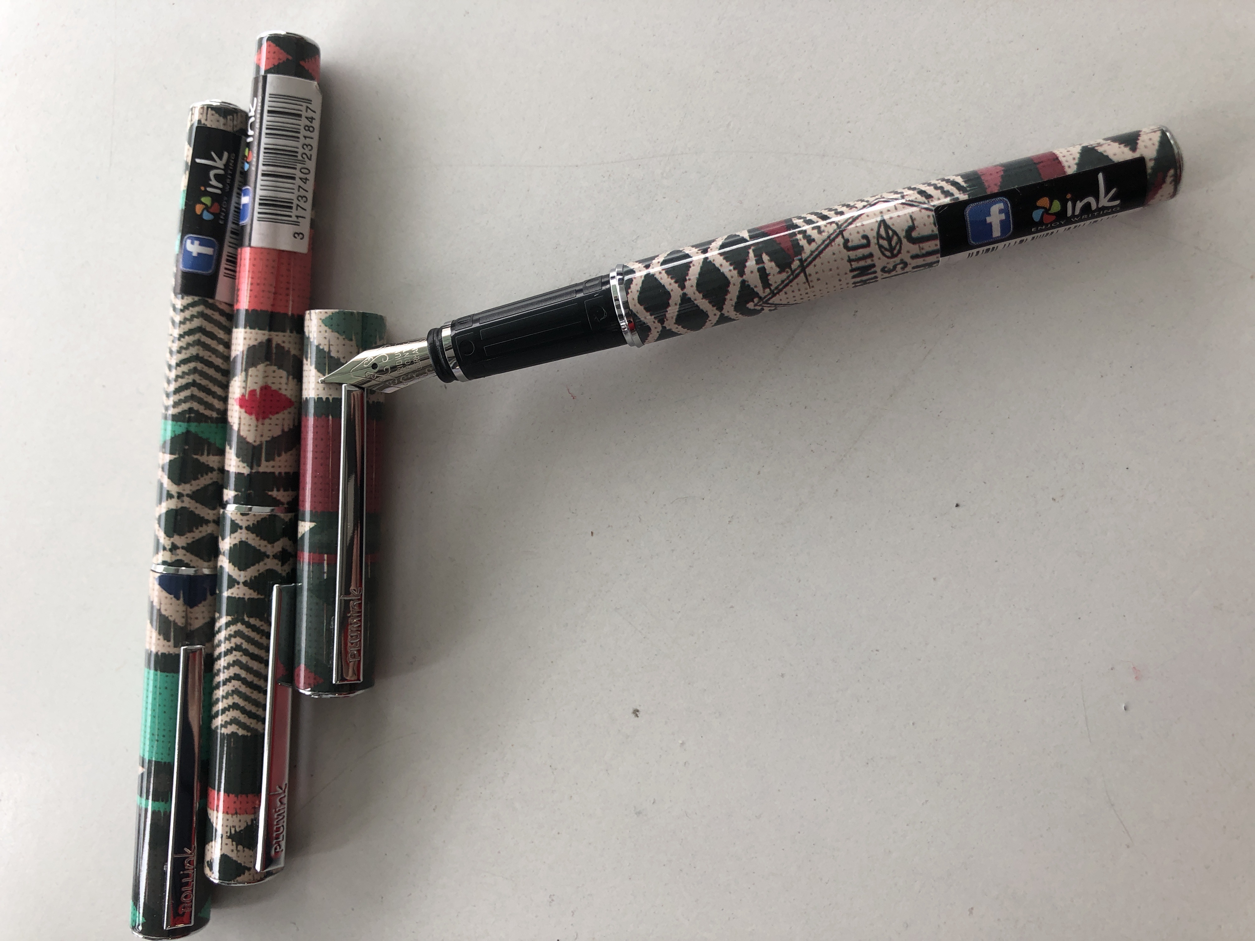 Stylo plume Plumink Ethnic is chic - Pointe iridique Écriture douce pour enfants et adultes