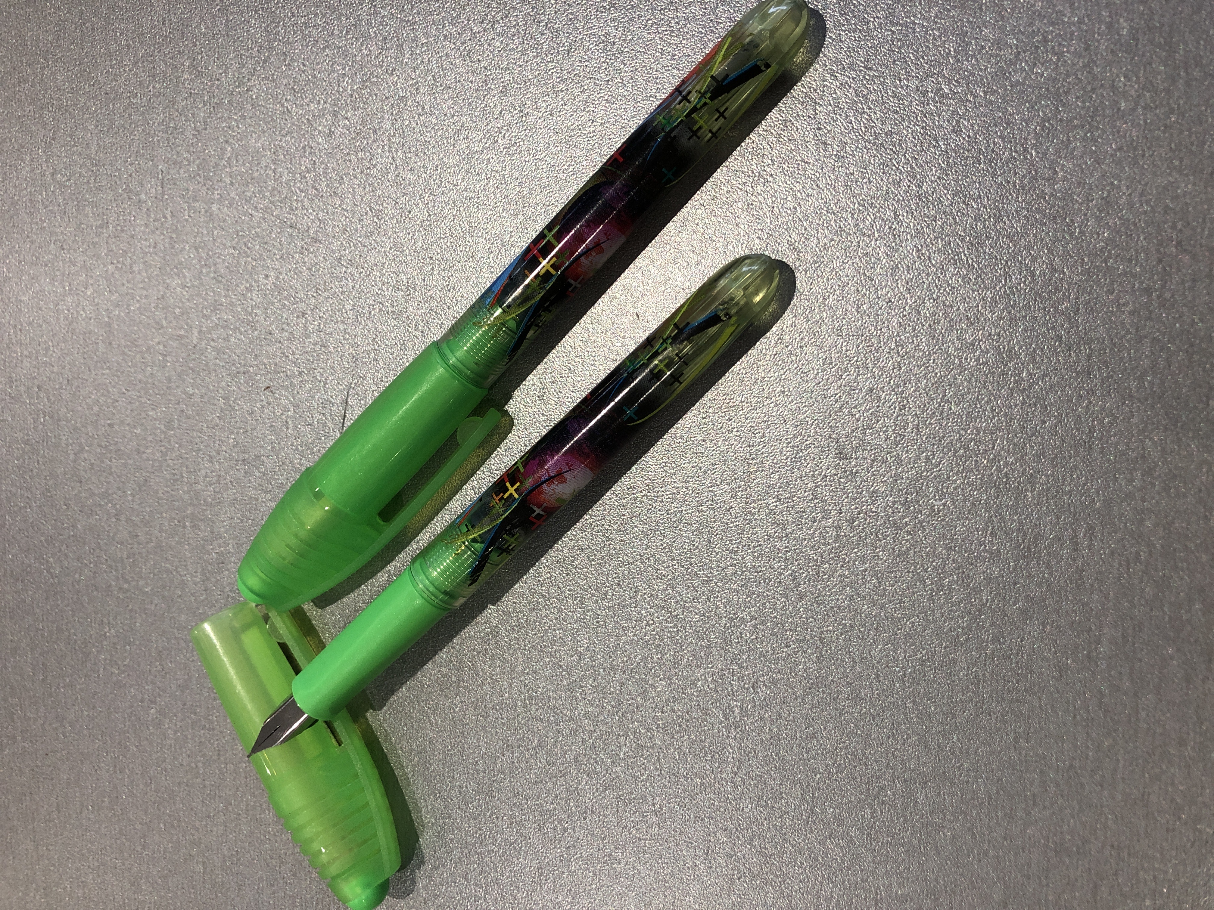 Stylo Plume Schneider Zippi - Vert X.P.0413 pour écriture créative et scolaire