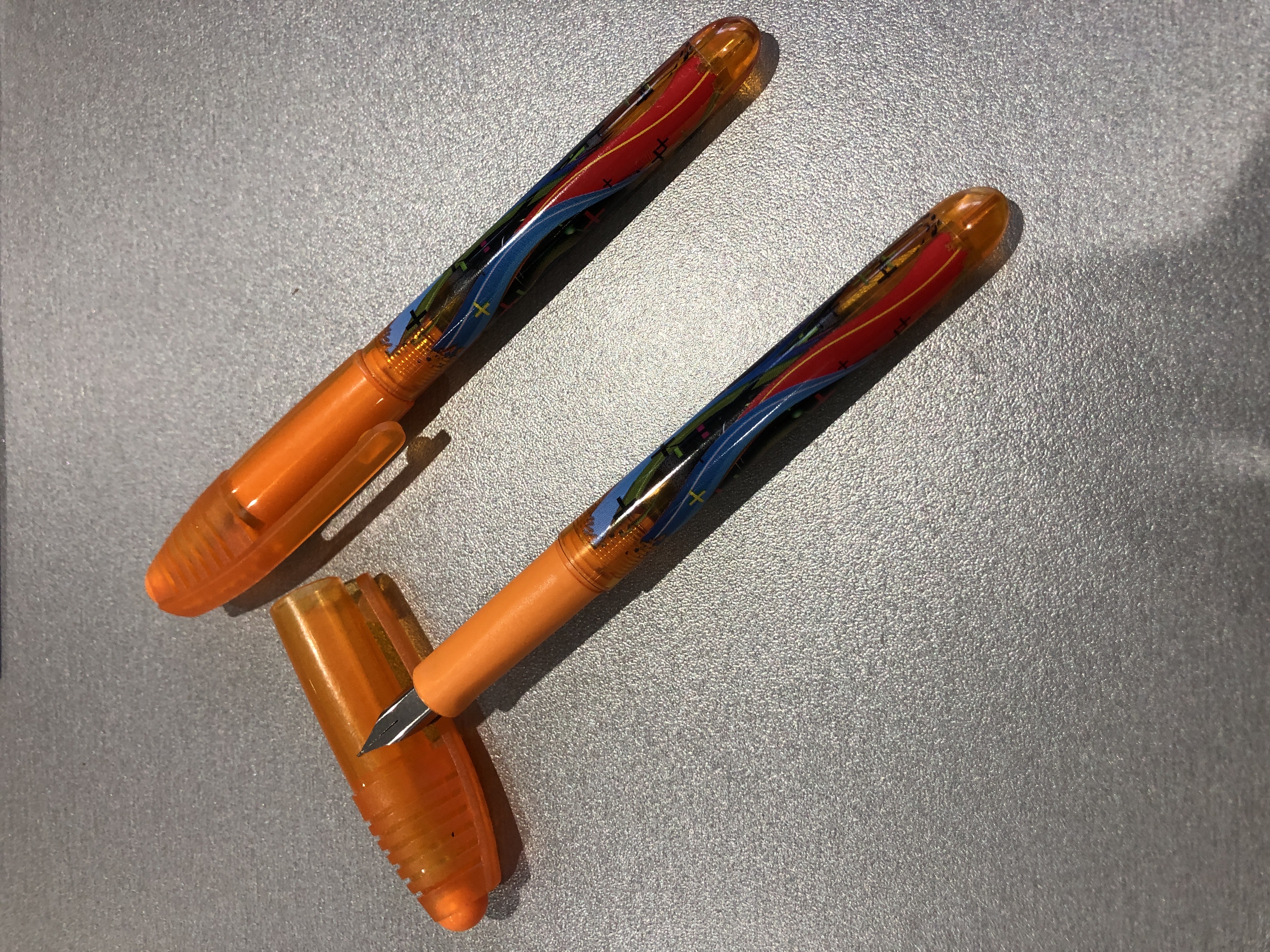 Stylo Plume Schneider Zippi - Orange X.P.0413 pour écriture créative et scolaire