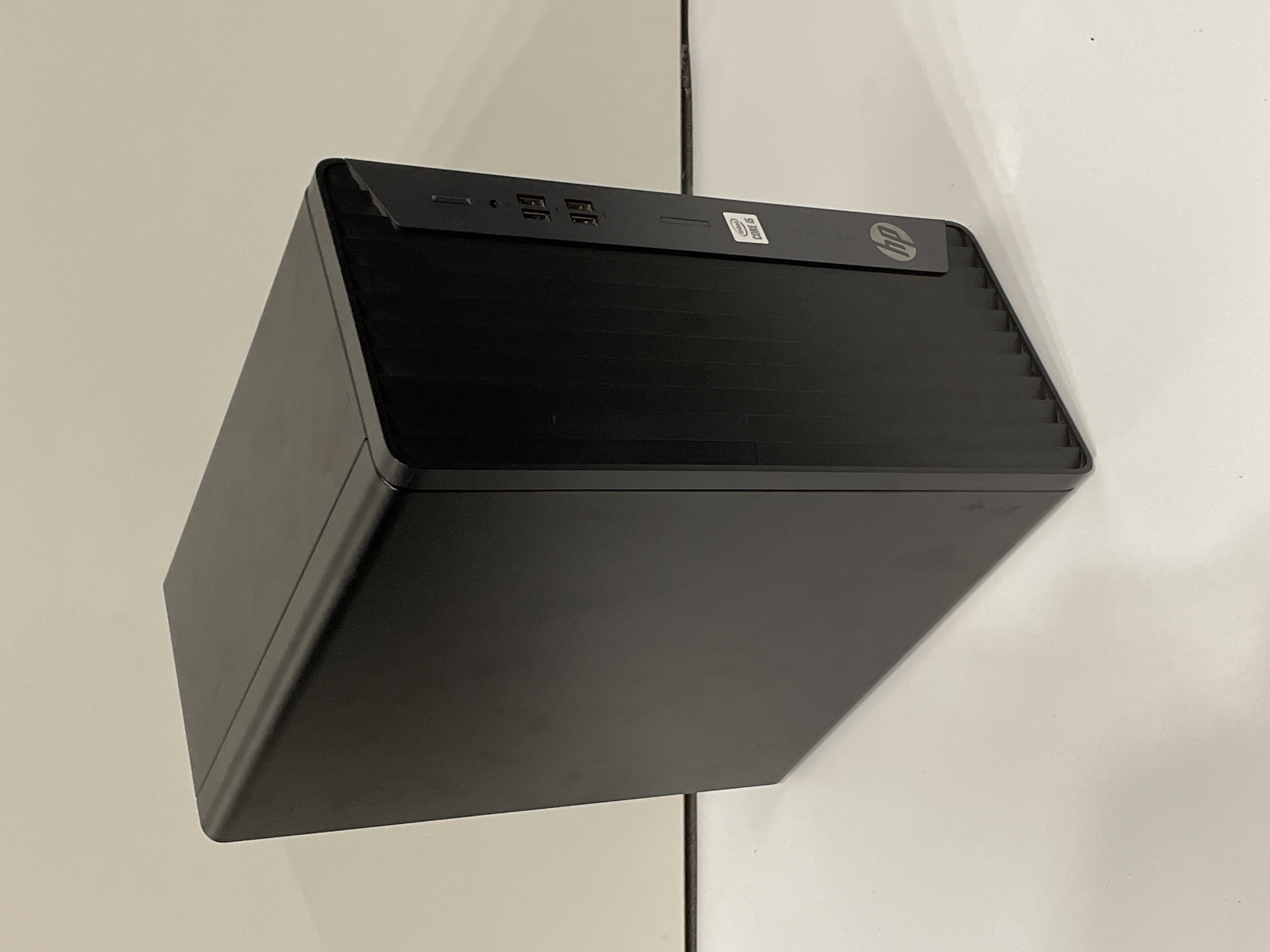 PC Fixe HP ProDesk 400 G7 Microtower - Intel Core i5 8 Go RAM NVME 256 Go Windows 11 Pro pour entreprise