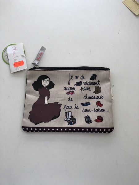 Pochette Olivia à Paris - Élégante et pratique pour rangement