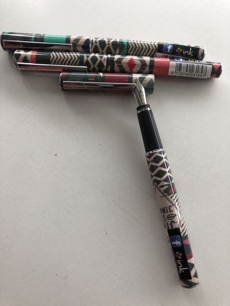 Stylo plume Plumink Ethnic is chic - Pointe iridique Écriture douce pour enfants et adultes