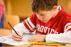 Crayon STAEDTLER Tradition 110 - Dureté 2B, forme hexagonale pour écriture et dessin scolaire