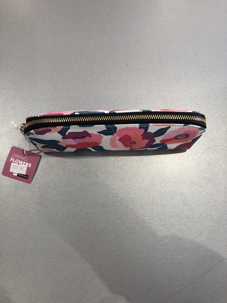 Pochette ovale similicuir - Fournitures scolaires pour rangement et organisation au bureau ou école