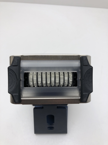 Tampon Trodat Métal Line numéroteur 55510 - acier inoxydable, encrage noir, dimensions 9,8x5,59x15,6 cm pour bureau