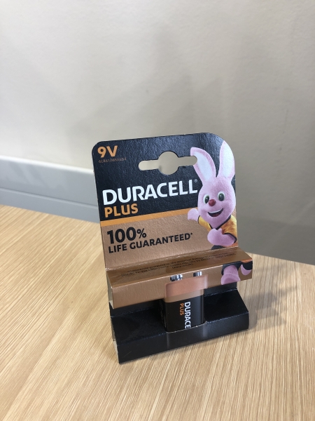 Pile 9V Duracell Plus - Alcaline 6LR61 1A Non Rechargeable pour Dispositifs Quotidiens