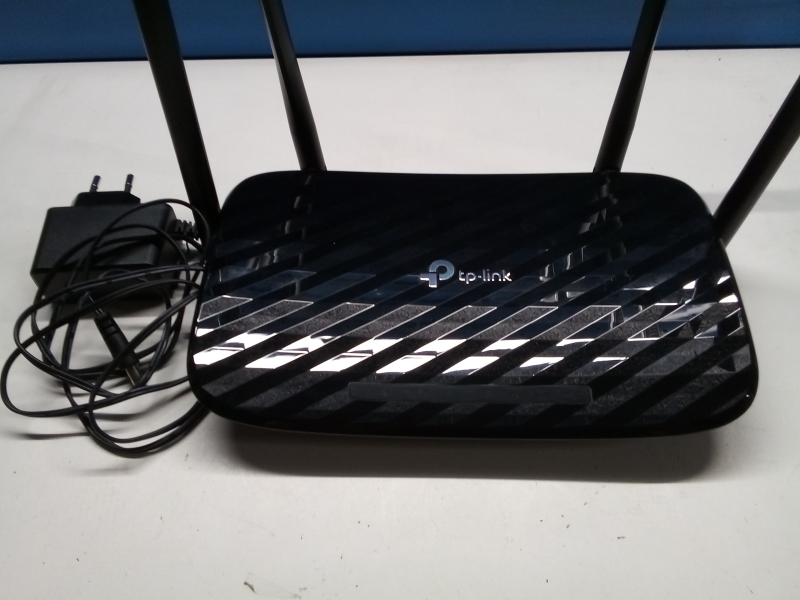 Routeur WiFi TP-LINK Archer C6 - AC1200 5xRJ45 avec alimentation pour réseau domestique